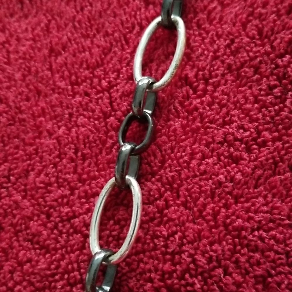 Liz Claiborne necklace - Picture 3 of 3